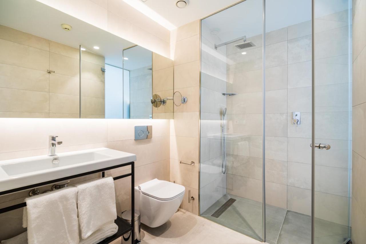 Superior Doppelzimmer mit Terrasse und Pool
